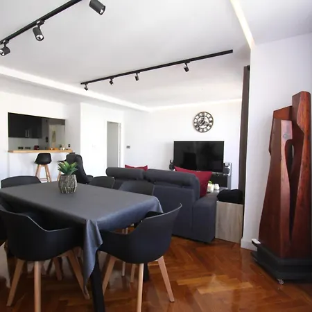 Experiencia Premium En La Esencia De Apartmán *